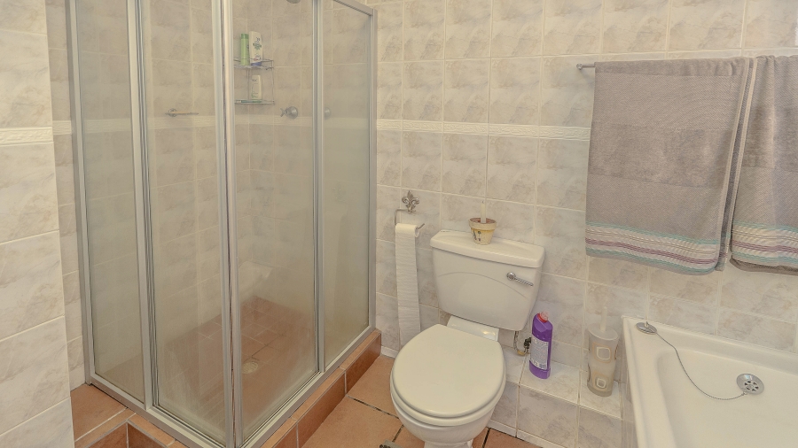 2 Bedroom Property for Sale in Sonstraal Heights Western Cape